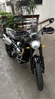 TRIUMPH BONNEVILLE SCRAMBLER 1200 X TRIUMPH BONNEVILLE SCRAMBLER 1200 X